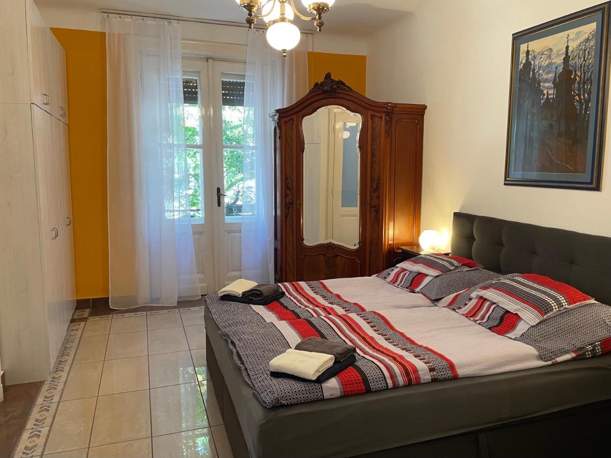 Buda Castle Apartamento